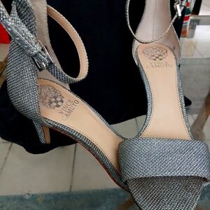 VINCE CAMUTO HIGH HILL